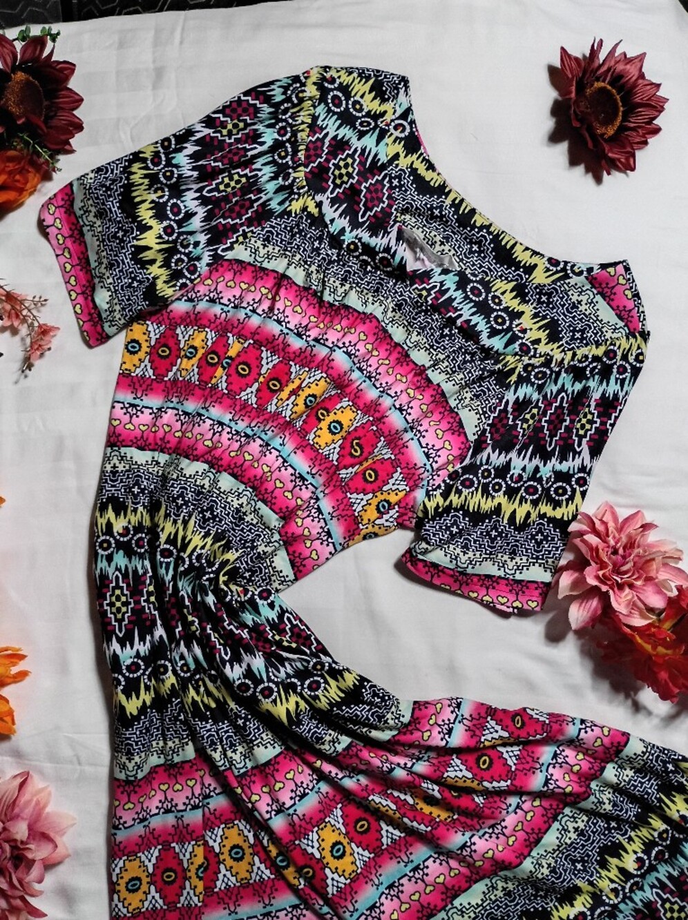 Beautiful Women’s Multi-Color Maxi Dress - Vibrant Pattern